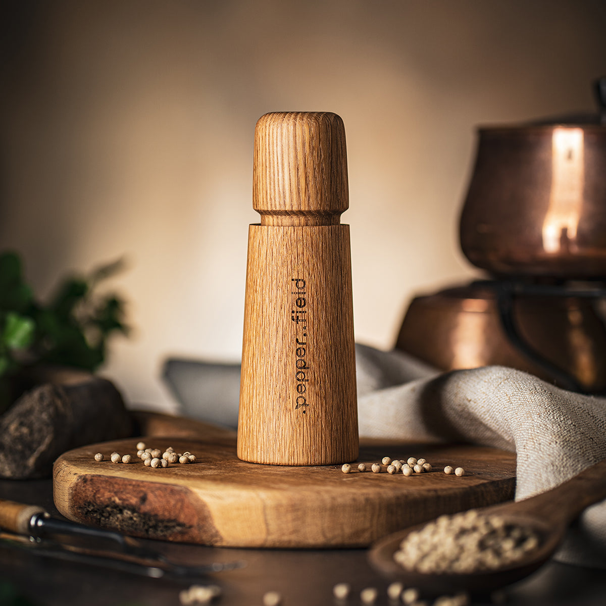 Natural Scandinavian Pepper Mill (17cm) + white 20g (free)